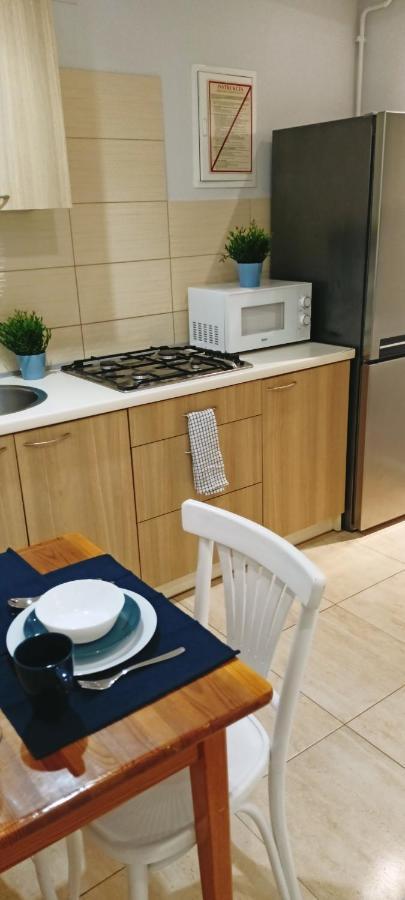 Apartament Granatowy Swietoduska 12 Lublin Exterior photo